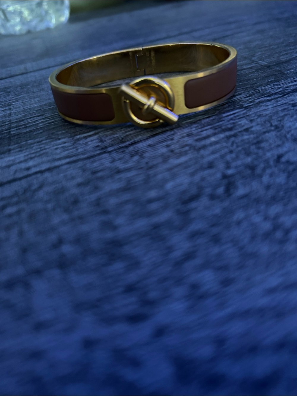 Authentic hermens braclet 6 inches unisex